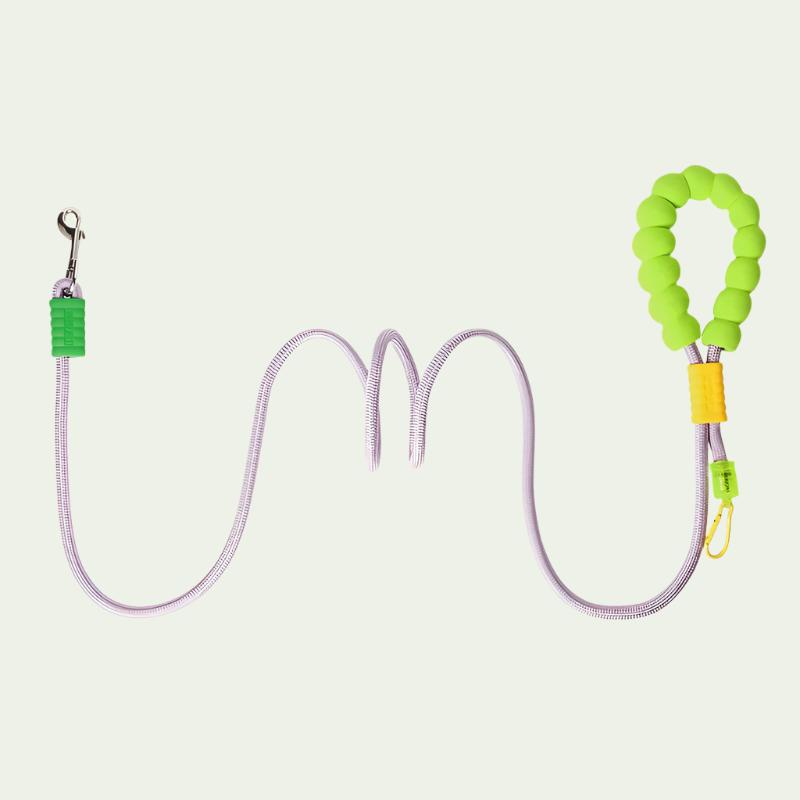 leash with adjustable strap ring and upward retraction for customizable pet walking.